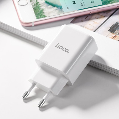 Củ Sạc Hoco C62A - 2 Cổng USB - Tặng Cáp Micro Usb - Chính Hãng
