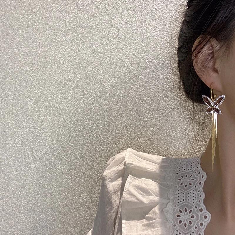 Earrings đeo tai nữ hình bướm gắn đá cao cấp