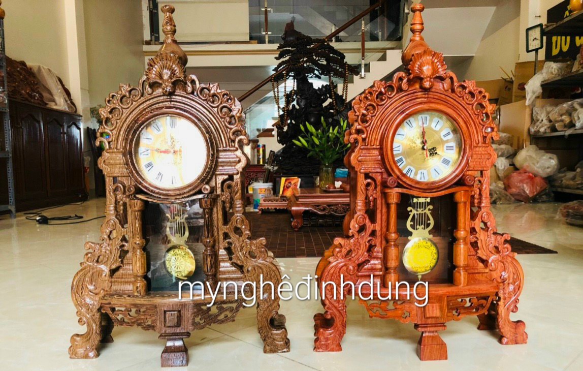 Combo đồng hồ quả lắc để bàn kt cao 70x45x15cm + kệ chân đế 15x52x29cm bằng gỗ mun đuôi công
