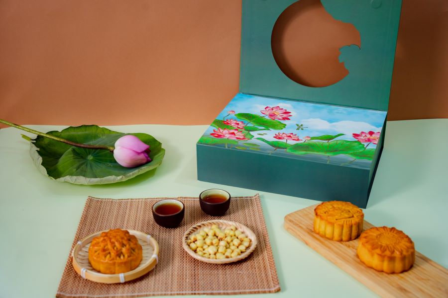 Hộp bánh trung thu 4 bánh chay 220g - Thành Long - Combo chay trăng/ chay 4 880g - Tặng 1 hộp trà - Việt Nam
