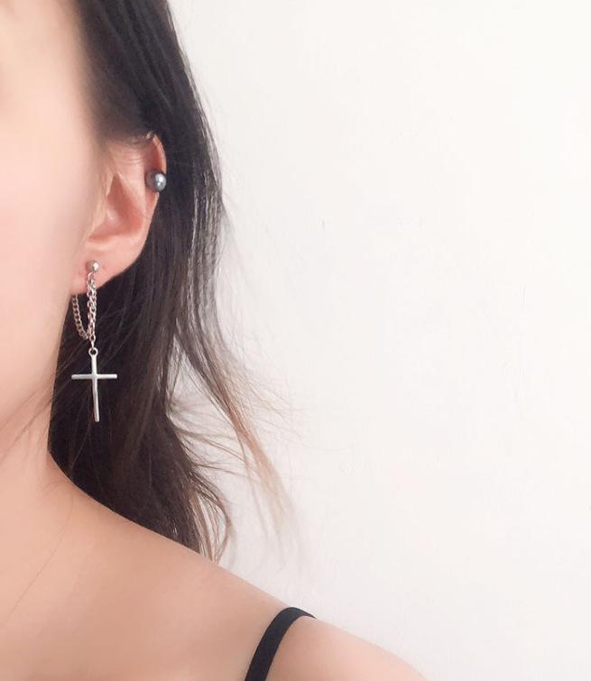 Đôi bông tai phong cách bụi cho nàng cá tính
