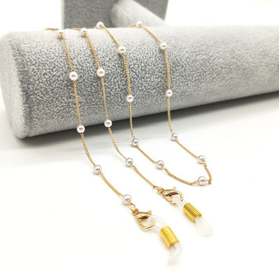 Dây đeo gọng kính ngọc trai phụ kiện hot trend mới nhất