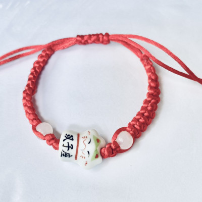 Vòng tay chỉ đỏ con mèo may mắn