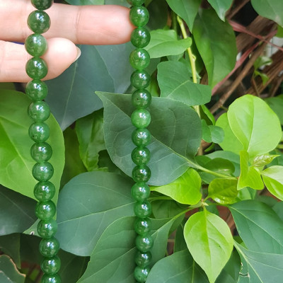 Chuỗi đeo Cổ Đá Ngọc Phật tự nhiên đẹp hay ngọc bích Size hạt 8mm Màu xanh ngọc bích bóng đẹp món quà tặng ý nghĩa cho mình và người thân đeo đẹp xanh nhẹ nhàng mát xanh tươi ạ