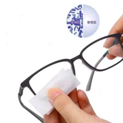 Hộp 100 khăn làm ngăn hơi đọng nước kính, khăn giấy lau nano lau sạch bụi, hơi nước, mờ sương bề mặt kính