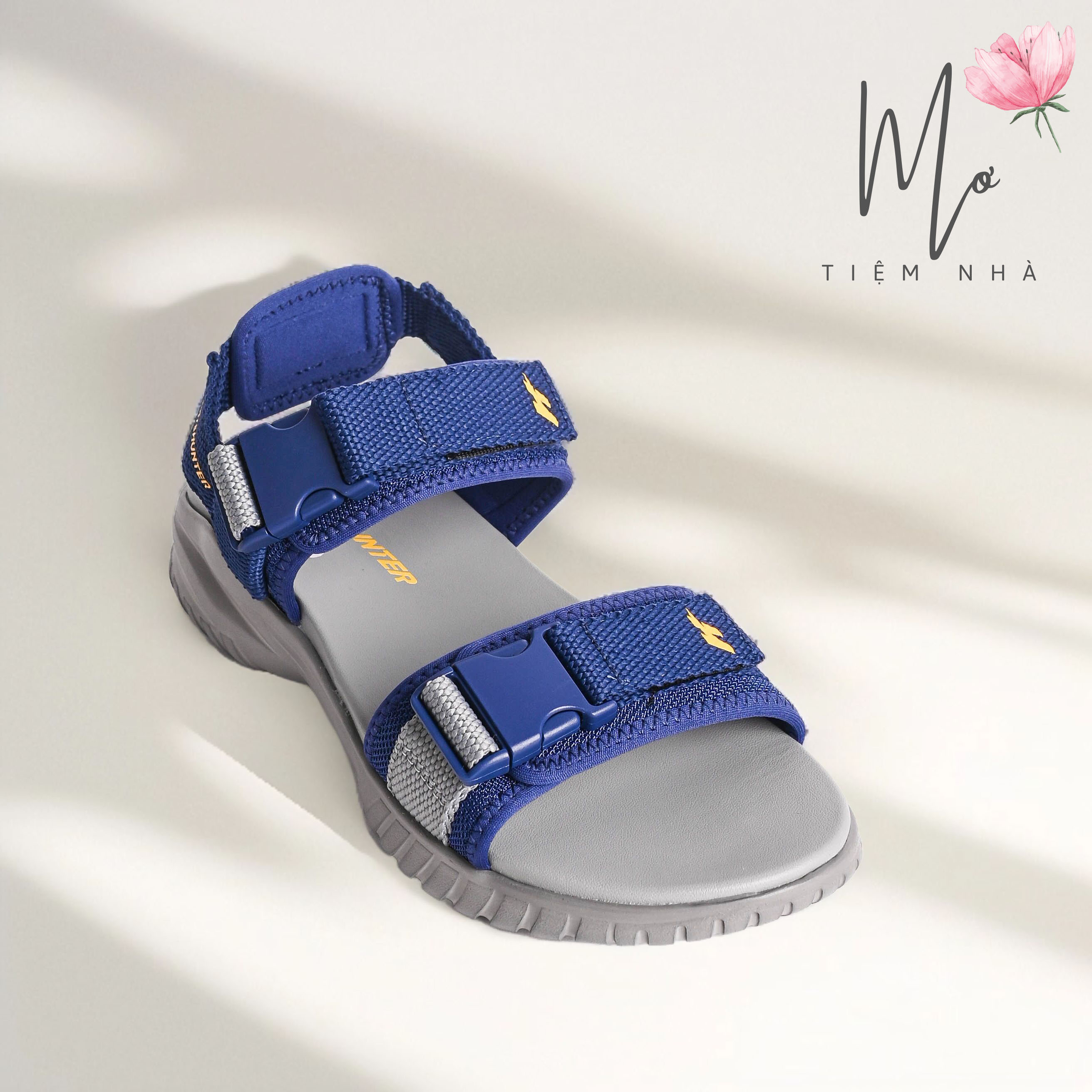Sandal Biti