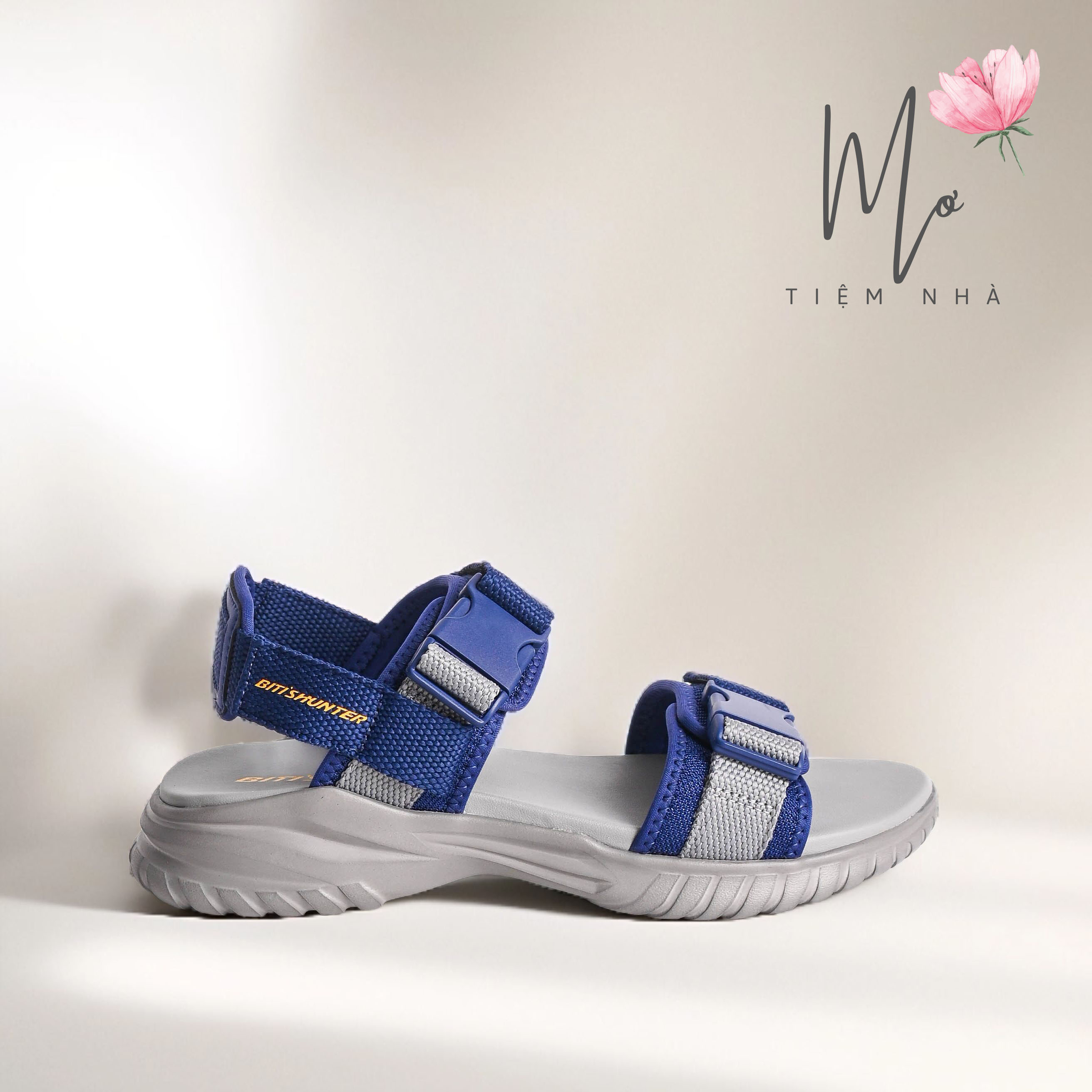 Sandal Biti