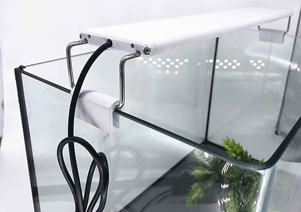 Đèn LED bể cá 20-30cm XML-20 Ánh Sáng Trắng cao cấp