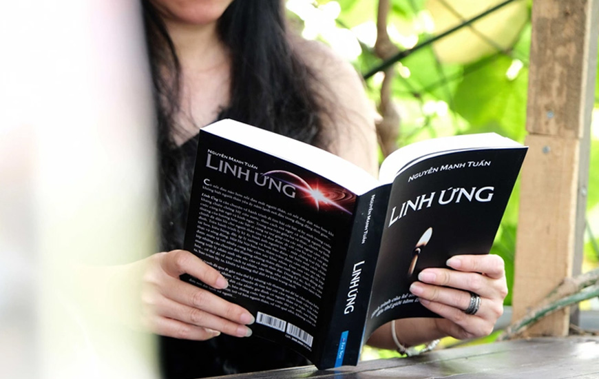 Linh Ứng - Hành Trình Của Kẻ Siêu Vô Thần Đến Thế Giới Tâm Linh