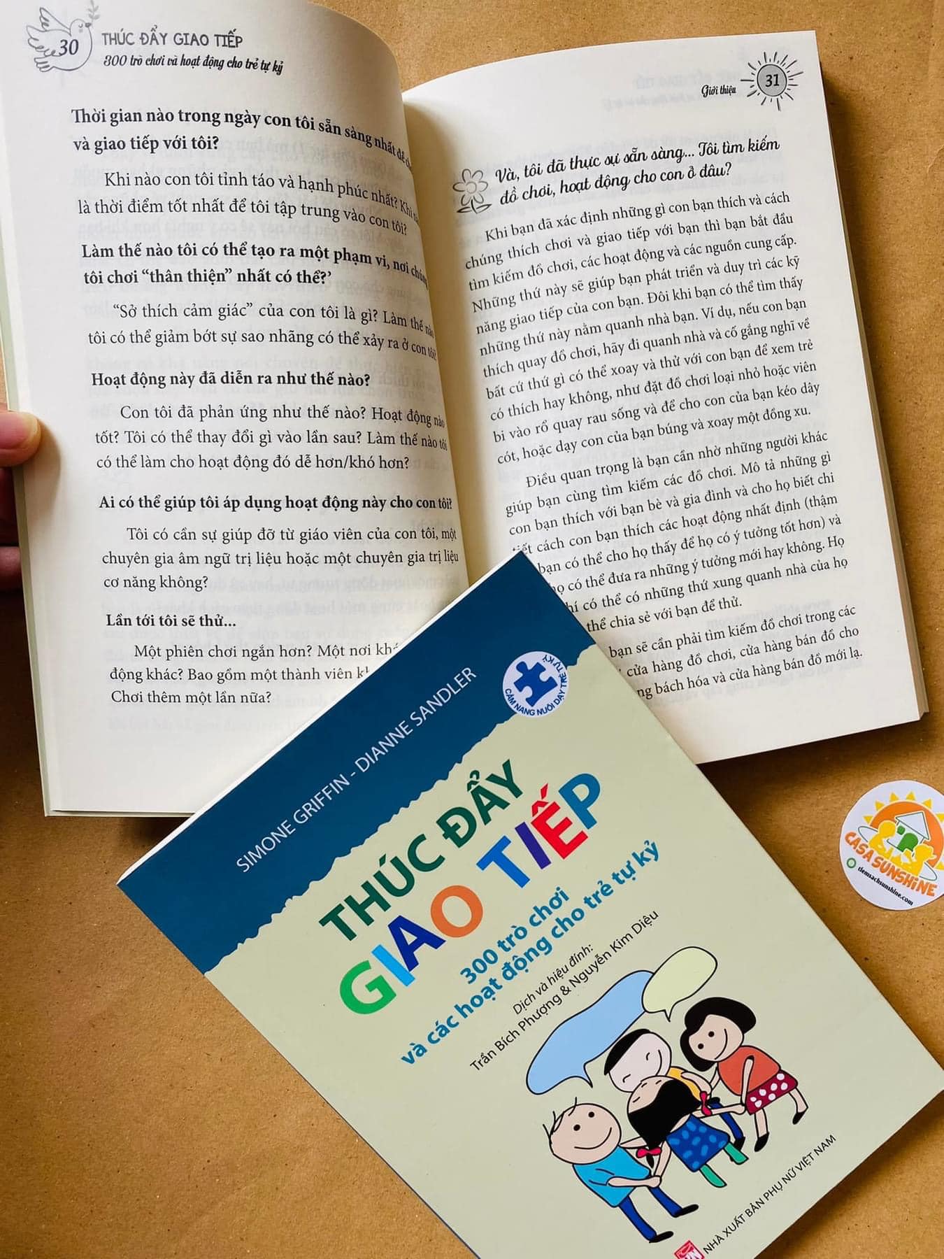 Thúc đẩy giao tiếp - 300 Trò chơi và các hoạt động cho trẻ tự kỷ