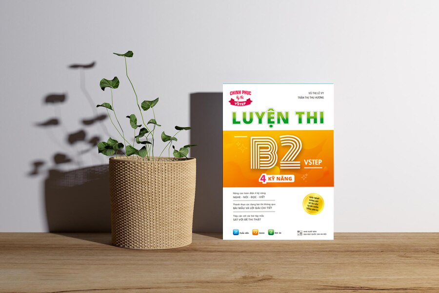 Combo 2 sách luyện thi B2 Vstep: Sách luyện thi B2 Vstep 4 kỹ năng và sách 30 đề thi viết luận tiếng Anh B1, B2 Vstep